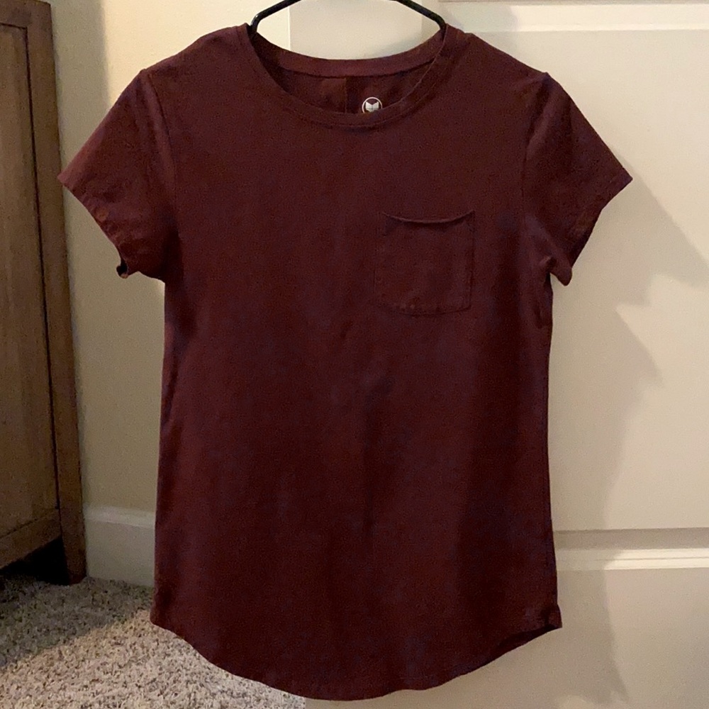 Alpha Forward pocket scoop T